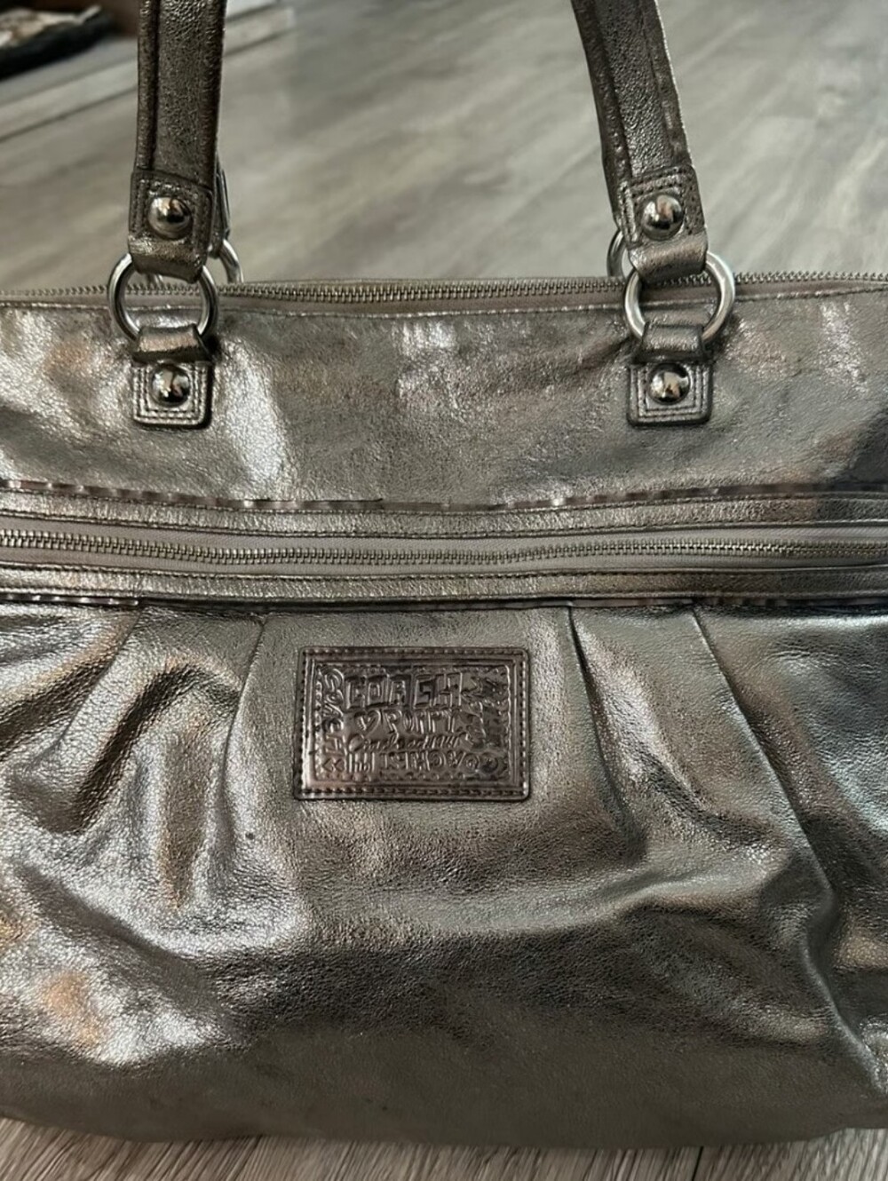 Coach Poppy Mettalic Silver Glam Tote‎